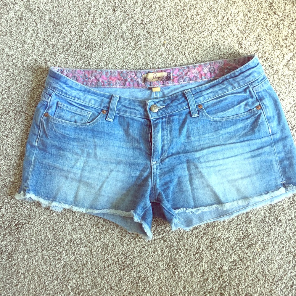 Paige jeans shorts size 31